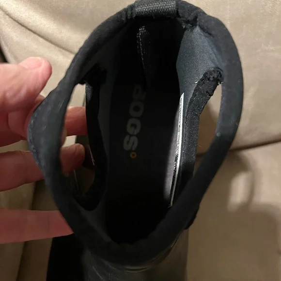 Bogs Women's Waterproof Ankle Boots - Black - Picture 8 of 9